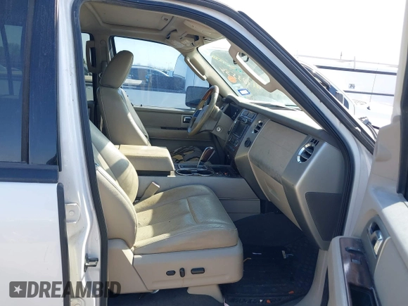 2009 Ford Expedition Limited z VIN 1FMFU19589EB00894, wystawiony jako IAAI lot #41703534 z przebiegiem 205 104 mil mil oraz . Historia ofert i sprzedaży dostępna na DreamBid. Obrazek 5.