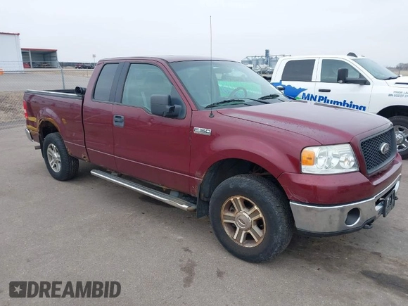 2006 Ford F-150 XLT with VIN 1FTPX14V36NA99964, listed as a IAAI auction lot 42008941 with 152,360 mi miles. Bid and sale history available at carsss.com. Image 1.
