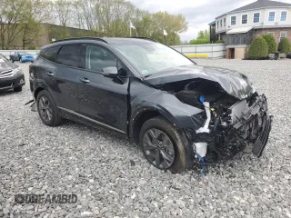 2025 Kia Sportage SX-Prestige z VIN KNDPXCDGXS7212546, wystawiony jako Copart lot #56114355 z przebiegiem 2 536 mil mil oraz Szkoda całkowita • Salvage title. Historia ofert i sprzedaży dostępna na DreamBid. Obrazek 4.
