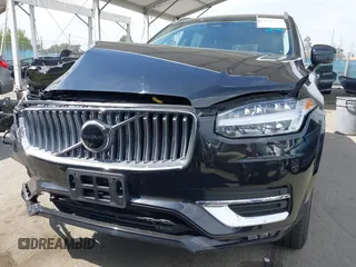 2024 Volvo XC90 Plus Bright Theme с VIN YV4L12PE8R1227836, выставлен на аукционе IAAI как лот 41959726 с пробегом 29 625 миль миль и . История ставок и продаж доступна на DreamBid. Изображение 12.
