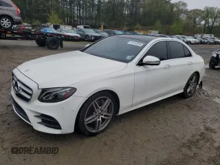 2019 Mercedes-Benz E 300 with VIN WDDZF4KB2KA600498, listed as a Copart auction lot 55762695 with 96,796 mi miles and Clean Title. Bid and sale history available at DreamBid. Image 1.