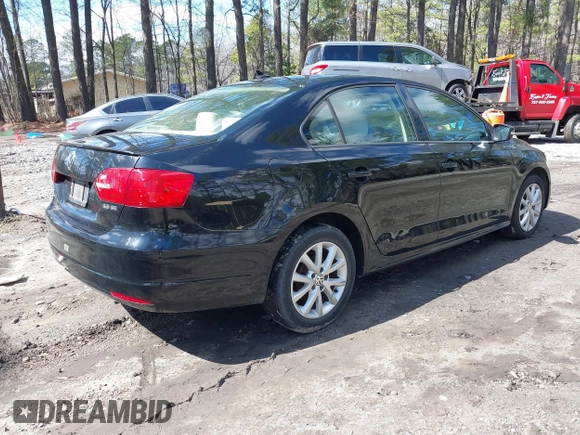2012 Volkswagen Jetta SE with VIN 3VWDX7AJ5CM351398, listed as a IAAI auction lot 41734647 with 229,671 mi miles and . Bid and sale history available at DreamBid. Image 4.