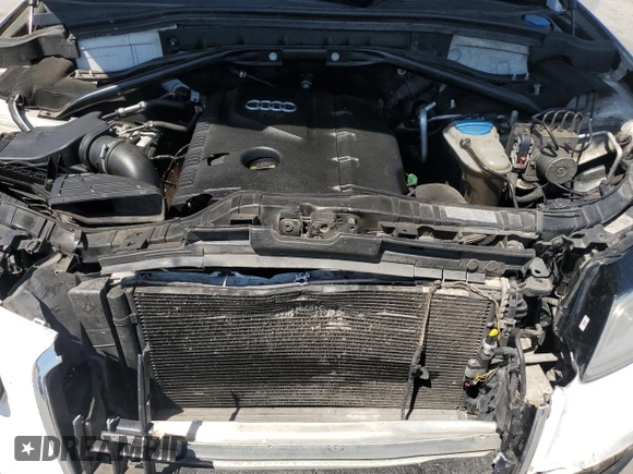 2014 Audi Q5 Premium z VIN WA1CFAFP7EA074288, wystawiony jako Copart lot #53398815 z przebiegiem 200 749 mil mil oraz Szkoda całkowita • Salvage title. Historia ofert i sprzedaży dostępna na DreamBid. Obrazek 12.