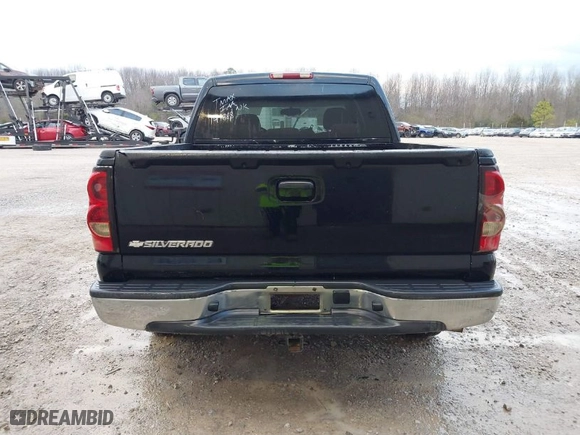 2007 Chevrolet Silverado 1500 Classic LS with VIN 2GCEC13V671141888, listed as a IAAI auction lot 41505952 with 372,350 mi miles. Bid and sale history available at carsss.com. Image 16.