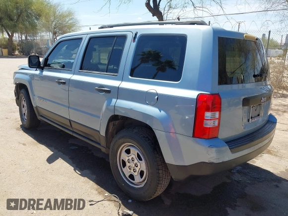 2013 Jeep Patriot Sport with VIN 1C4NJPBA5DD186974, listed as a IAAI auction lot 41900552 with 127,717 mi miles. Bid and sale history available at carsss.com. Image 3.