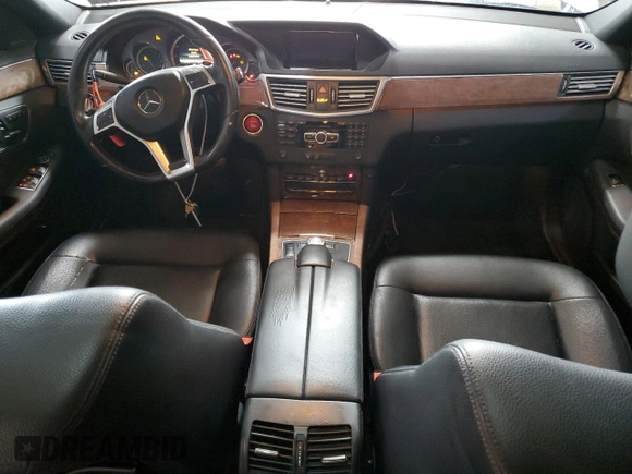 2013 Mercedes-Benz E 350 Luxury with VIN WDDHF8JB2DA756306, listed as a Copart auction lot 62992685 with 144,985 mi miles and Salvage title. Bid and sale history available at DreamBid. Image 8.