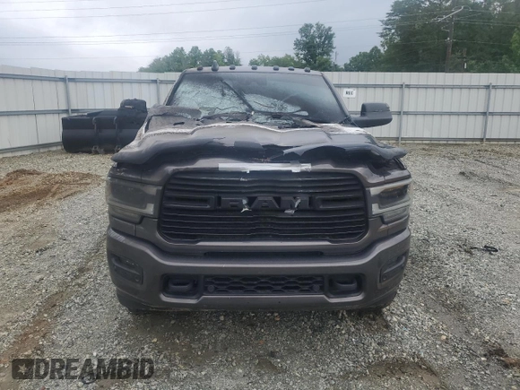 2021 Ram 2500 Laramie z VIN 3C6UR5FL9MG576488, wystawiony jako Copart lot #58339295 z przebiegiem Nie podano mil oraz Szkoda całkowita • Salvage title. Historia ofert i sprzedaży dostępna na DreamBid. Obrazek 5.