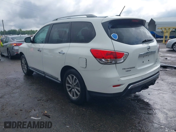 2015 Nissan Pathfinder Platinum with VIN 5N1AR2MM0FC696879, listed as a IAAI auction lot 42368003 with 120,650 mi miles and . Bid and sale history available at DreamBid. Image 3.