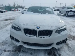 2018 BMW 2 Series 230i xDrive with VIN WBA2K1C52JVB64595, listed as a IAAI auction lot 41604748 with 47,461 mi miles and . Bid and sale history available at DreamBid. Image 13.