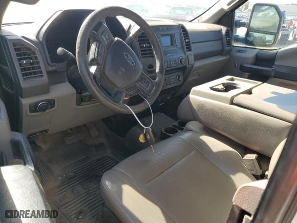 2017 Ford Super Duty F-250 SRW XLT with VIN 1FT7X2A60HED53071, listed as a Copart auction lot 42535975 with 132,353 mi miles and Clean Title. Bid and sale history available at carsss.com. Image 8.