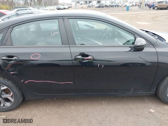 2020 Kia Forte LXS with VIN 3KPF24AD9LE139892, listed as a IAAI auction lot 40909048 with NaN miles. Bid and sale history available at carsss.com. Image 13.