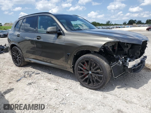 2025 BMW X5 sDrive40i z VIN 5UX13EU07S9X93779, wystawiony jako Copart lot #55974175 z przebiegiem 8 970 mil mil oraz Szkoda całkowita • Salvage title. Historia ofert i sprzedaży dostępna na DreamBid. Obrazek 4.