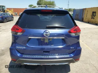 2017 Nissan Rogue SV z VIN JN8AT2MTXHW141702, wystawiony jako Copart lot #53534015 z przebiegiem 120 523 mil mil oraz Szkoda całkowita • Salvage title. Historia ofert i sprzedaży dostępna na DreamBid. Obrazek 6.