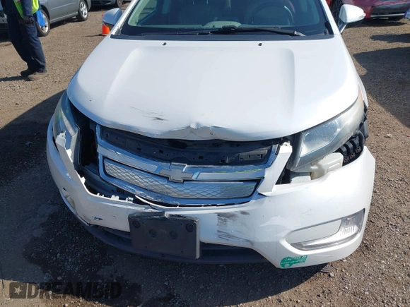 2015 Chevrolet Volt with VIN 1G1RC6E40FU132408, listed as a IAAI auction lot 41970108 with 82,038 mi miles and . Bid and sale history available at DreamBid. Image 6.
