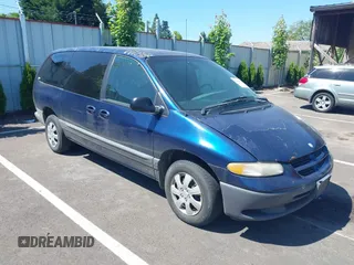 2000 Dodge Caravan SE with VIN 2B4GP44G3YR664381, listed as a IAAI auction lot 42404472 with Not provided miles and . Bid and sale history available at DreamBid. Image 1.