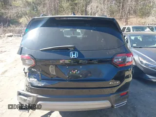 2023 Honda Pilot Elite with VIN 5FNYG1H84PB008077, listed as a IAAI auction lot 41762661 with 41,412 mi miles. Bid and sale history available at carsss.com. Image 16.