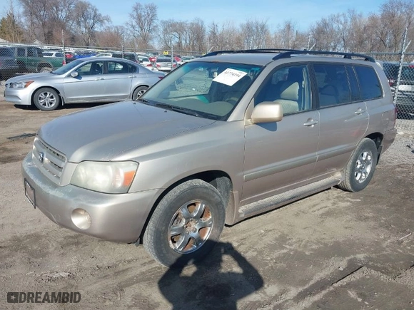 2004 Toyota Highlander with VIN JTEDP21A340005484, listed as a IAAI auction lot 41774194 with 185,096 mi miles. Bid and sale history available at carsss.com. Image 2.
