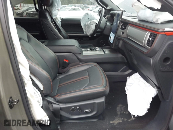2024 Ford Expedition Timberline с VIN 1FMJU1RG6REA91947, выставлен на аукционе IAAI как лот 41909733 с пробегом 22 969 миль миль и . История ставок и продаж доступна на DreamBid. Изображение 5.