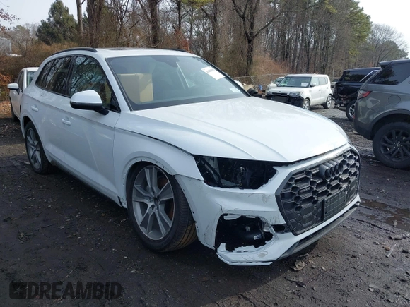 2025 Audi Q5 S line Premium z VIN WA1GAAFY2S2013915, wystawiony jako IAAI lot #41486503 z przebiegiem 649 mil mil oraz . Historia ofert i sprzedaży dostępna na DreamBid. Obrazek 6.