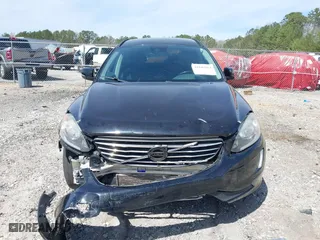 2017 Volvo XC60 with VIN YV440MDJ5H2077536, listed as a IAAI auction lot 41843564 with 161,947 mi miles. Bid and sale history available at carsss.com. Image 13.