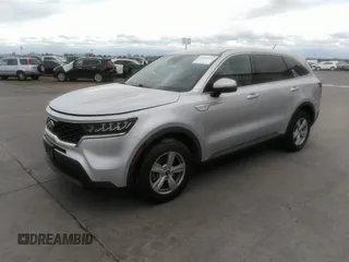 2021 Kia Sorento LX with VIN 5XYRG4LC3MG052013, listed as a IAAI auction lot 41219176 with 86,428 mi miles. Bid and sale history available at carsss.com. Image 2.
