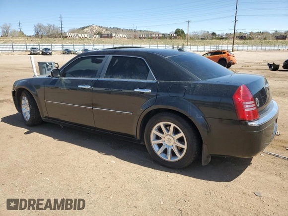 2005 Chrysler 300 with VIN 2C3AA63H35H518844, listed as a Copart auction lot 52188995 with 201,445 mi miles and Salvage Title. Bid and sale history available at carsss.com. Image 2.