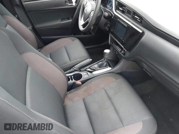 2018 Toyota Corolla L z VIN 2T1BURHE2JC080104, wystawiony jako IAAI lot #42354484 z przebiegiem 35 635 mil mil oraz . Historia ofert i sprzedaży dostępna na DreamBid. Obrazek 5.