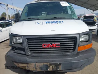 2007 GMC Savana Cargo with VIN 1GTGG25VX71150759, listed as a IAAI auction lot 41657033 with 237,546 mi miles. Bid and sale history available at carsss.com. Image 11.
