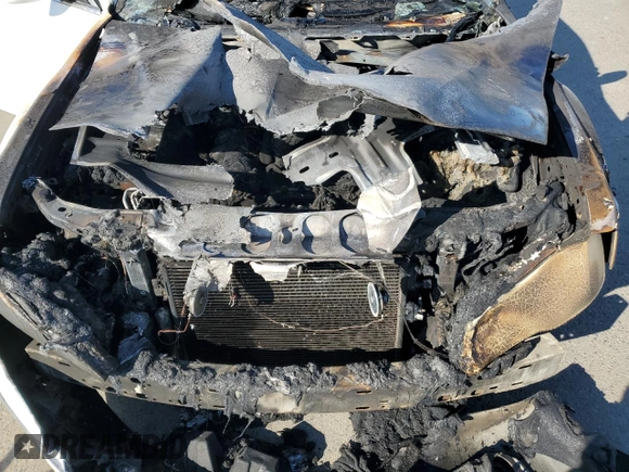 2013 Chrysler 300 z VIN 2C3CCAAGXDH615313, wystawiony jako Copart lot #46552125 z przebiegiem Nie podano mil oraz Szkoda całkowita • Salvage title. Historia ofert i sprzedaży dostępna na DreamBid. Obrazek 11.