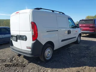 2019 Ram ProMaster City Cargo Tradesman z VIN ZFBHRFAB3K6N55295, wystawiony jako IAAI lot #42144176 z przebiegiem 69 262 mil mil oraz . Historia ofert i sprzedaży dostępna na DreamBid. Obrazek 4.