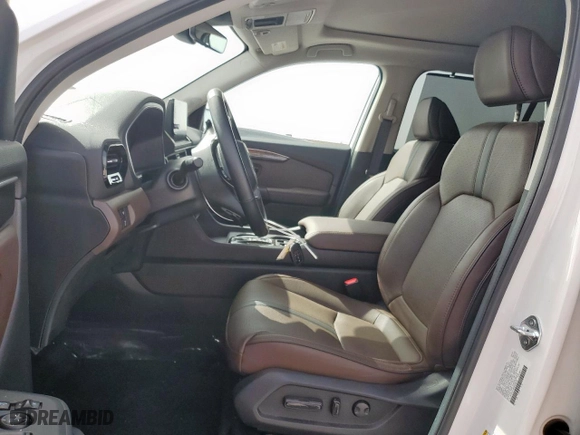 2025 Honda Pilot Elite with VIN 5FNYG1H85SB005245, listed as a Copart auction lot 48164695 with 12,902 mi miles and Salvage Title. Bid and sale history available at carsss.com. Image 7.