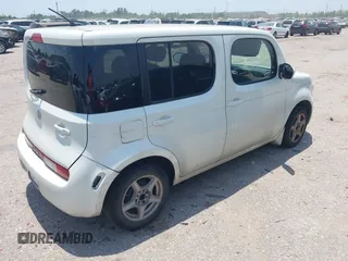 2010 Nissan Cube S z VIN JN8AZ2KR8AT166837, wystawiony jako IAAI lot #42286058 z przebiegiem 252 834 mil mil oraz . Historia ofert i sprzedaży dostępna na DreamBid. Obrazek 4.