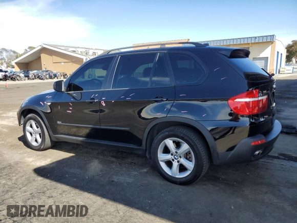 2008 BMW X5 3.0si z VIN 5UXFE43598L001053, wystawiony jako Copart lot #56243905 z przebiegiem 118 089 mil mil oraz Szkoda całkowita • Salvage title. Historia ofert i sprzedaży dostępna na DreamBid. Obrazek 2.
