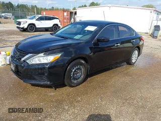 2017 Nissan Altima 2.5 SV with VIN 1N4AL3AP2HC177593, listed as a IAAI auction lot 41918149 with 173,257 mi miles. Bid and sale history available at carsss.com. Image 18.