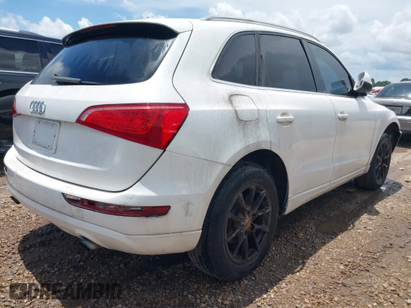 2011 Audi Q5 with VIN WA1CFBFP1BA005856, listed as a IAAI auction lot 42530858 with 162,384 mi miles and . Bid and sale history available at DreamBid. Image 4.