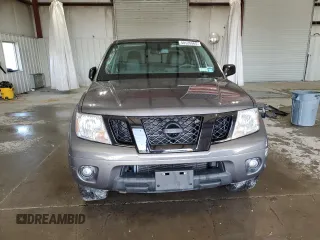 2020 Nissan Frontier SV z VIN 1N6ED0EB6LN709864, wystawiony jako Copart lot #58526565 z przebiegiem Nie podano mil oraz Szkoda całkowita • Salvage title. Historia ofert i sprzedaży dostępna na DreamBid. Obrazek 5.