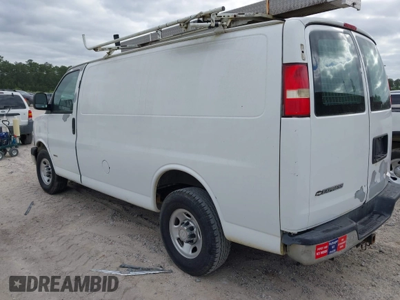 2008 Chevrolet City Express Cargo z VIN 1GCGG256481189714, wystawiony jako IAAI lot #42088663 z przebiegiem 181 103 mil mil oraz . Historia ofert i sprzedaży dostępna na DreamBid. Obrazek 3.
