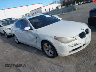 2007 BMW 5 Series 530i with VIN WBANE73567CM49194, listed as a IAAI auction lot 41714331 with 1 mi miles. Bid and sale history available at carsss.com. Image 1.