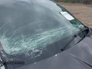 2021 Tesla Model Y Performance z VIN 5YJYGDEF8MF209819, wystawiony jako IAAI lot #41757009 z przebiegiem 37 685 mil mil oraz . Historia ofert i sprzedaży dostępna na DreamBid. Obrazek 23.