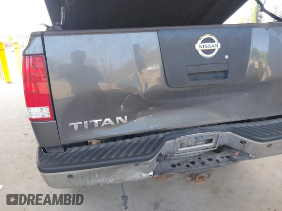 2005 Nissan Titan LE с VIN 1N6AA07B75N553857, выставлен на аукционе IAAI как лот 42110183 с пробегом 166 064 миль миль и . История ставок и продаж доступна на DreamBid. Изображение 6.