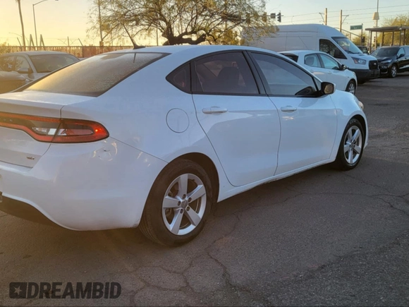 2015 Dodge Dart SXT with VIN 1C3CDFBB5FD405893, listed as a IAAI auction lot 41970379 with 91,911 mi miles. Bid and sale history available at carsss.com. Image 4.