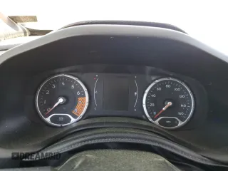 2019 Jeep Renegade Latitude z VIN ZACNJBBB3KPK72100, wystawiony jako Copart lot #53687245 z przebiegiem Nie podano mil oraz Szkoda całkowita • Salvage title. Historia ofert i sprzedaży dostępna na DreamBid. Obrazek 9.