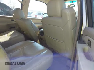2003 Chevrolet Suburban Z71 with VIN 3GNFK16Z33G253479, listed as a IAAI auction lot 41871504 with 157,990 mi miles and . Bid and sale history available at DreamBid. Image 8.