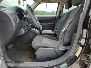 2017 Jeep Patriot Sport with VIN 1C4NJPBA2HD116080, listed as a Copart auction lot 63085215 with 89,826 mi miles and Salvage title. Bid and sale history available at DreamBid. Image 7.