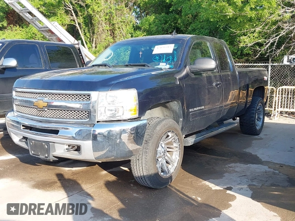 2012 Chevrolet Silverado 1500 LT with VIN 1GCRKSE73CZ186037, listed as a IAAI auction lot 42035315 with 164,967 mi miles. Bid and sale history available at carsss.com. Image 17.