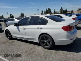 2014 BMW 3 Series 320i with VIN WBA3B1C59EK132901, listed as a Copart auction lot 50407035 with 91,615 mi miles and Salvage Title. Bid and sale history available at carsss.com. Image 2.