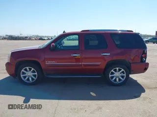 2008 GMC Yukon Denali with VIN 1GKFK63858J161835, listed as a IAAI auction lot 42228567 with 157,879 mi miles and . Bid and sale history available at DreamBid. Image 14.