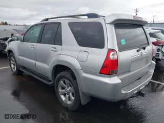 2006 Toyota 4Runner Limited with VIN JTEBT17R068030681, listed as a IAAI auction lot 39405197 with 189,811 mi miles. Bid and sale history available at carsss.com. Image 3.
