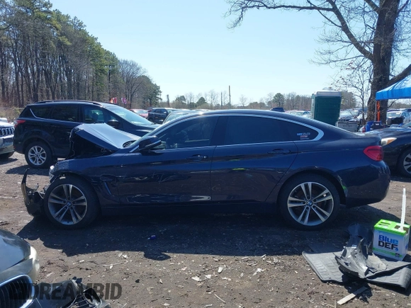 2019 BMW 4 Series 430i xDrive с VIN WBA4J3C54KBL06890, выставлен на аукционе IAAI как лот 41775538 с пробегом 60 975 миль миль и . История ставок и продаж доступна на DreamBid. Изображение 13.
