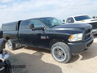 2018 Ram 2500 Tradesman with VIN 3C6UR5HL4JG287883, listed as a IAAI auction lot 42458530 with 100,826 mi miles and . Bid and sale history available at DreamBid. Image 13.